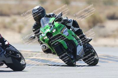 media/Oct-02-2025-Racers Edge (Thu) [[2c91cb6ab3]]/3-B Group/Session 3-Turn 16 (12pm)/